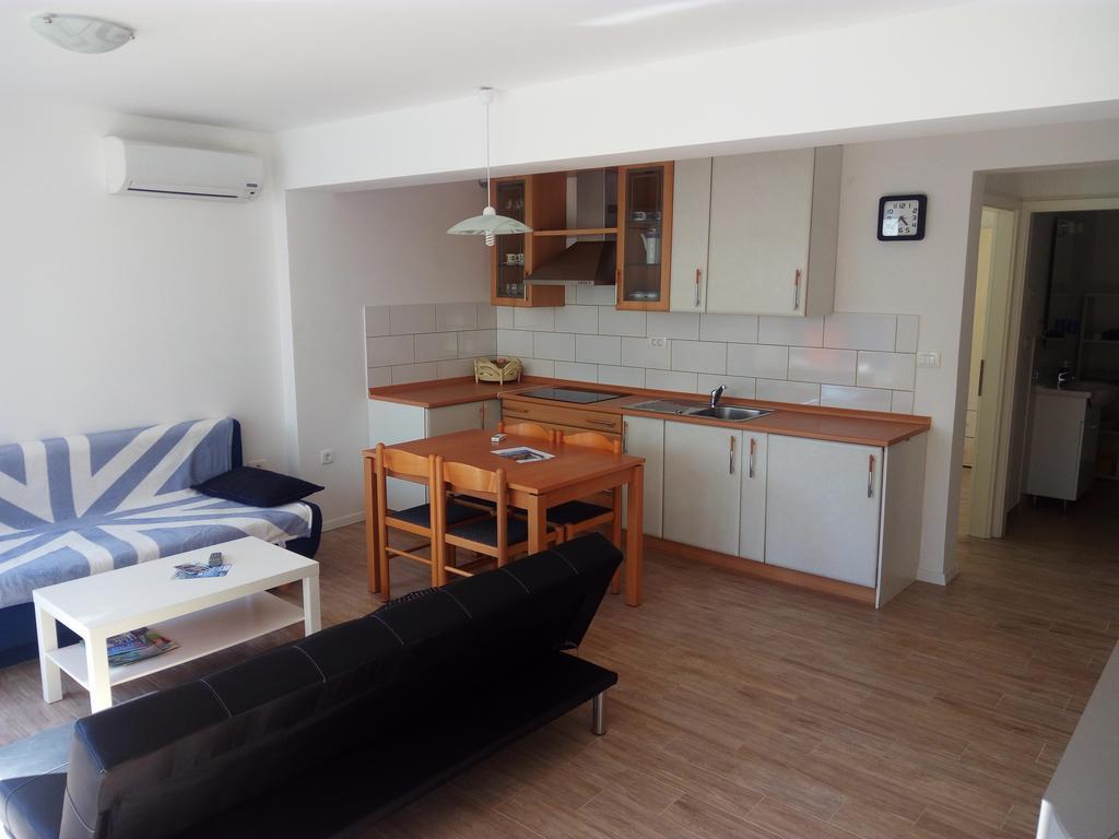 Apartments Pronavtik Піран Екстер'єр фото